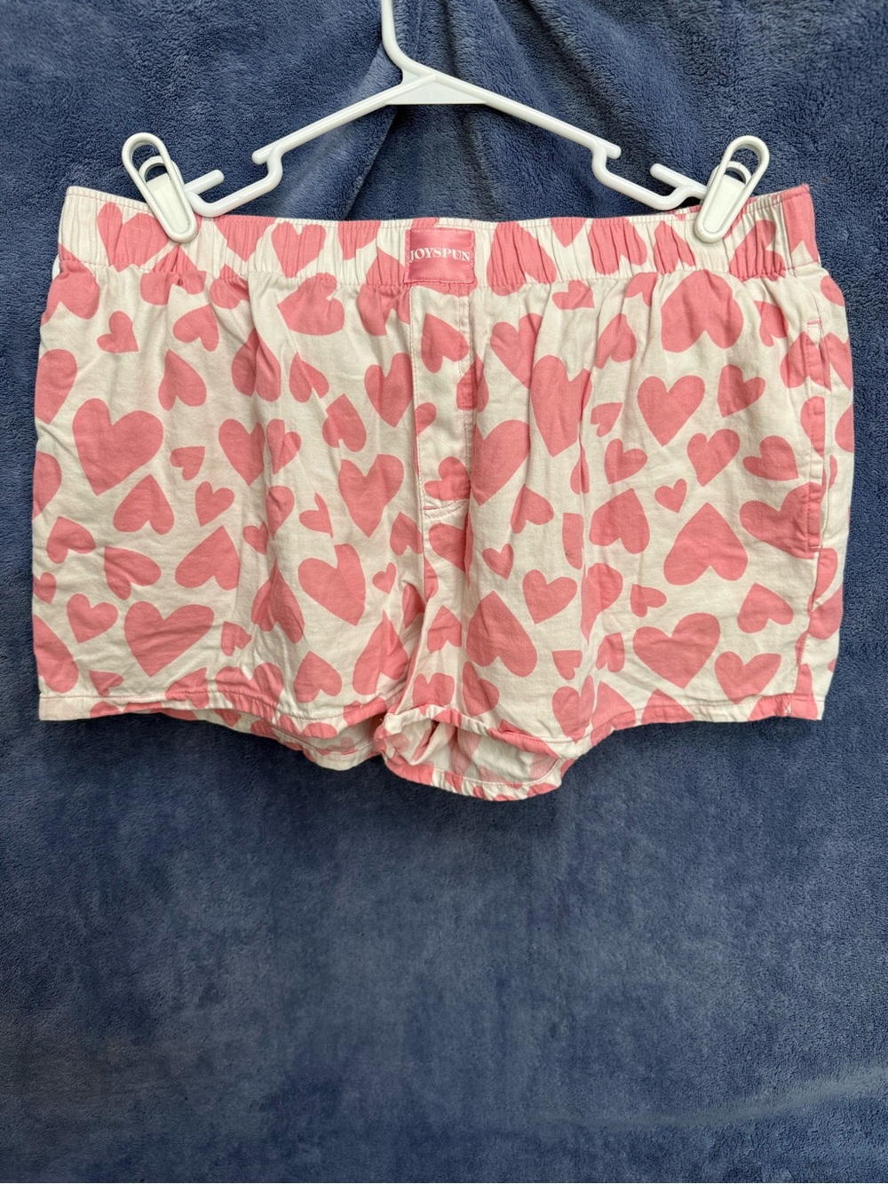 Coyspes Pink Heart-Print Women's Athletic Shorts